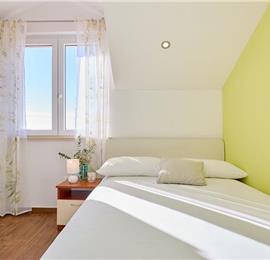 4 Bedroom Villa with pool and terrace near Dubrovnik, Sleeps 8